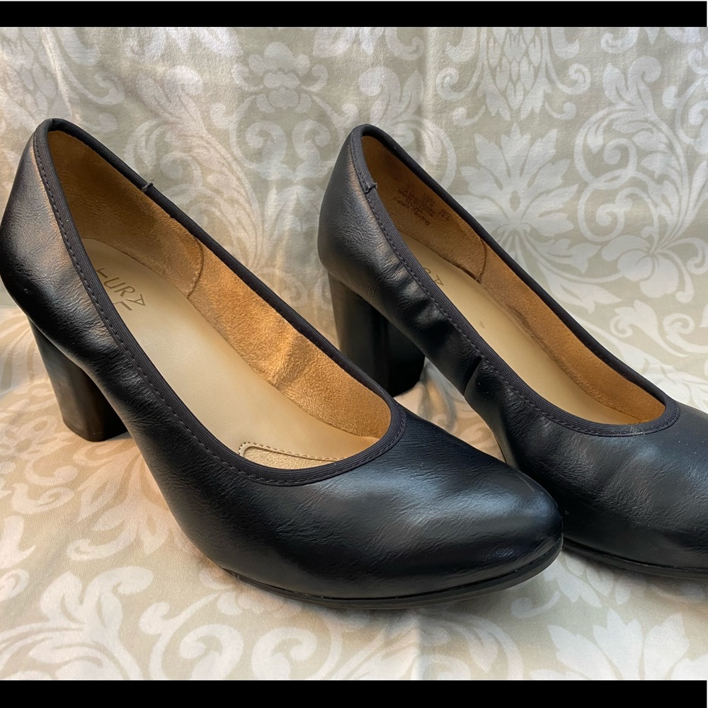 Naturalizer Pumps